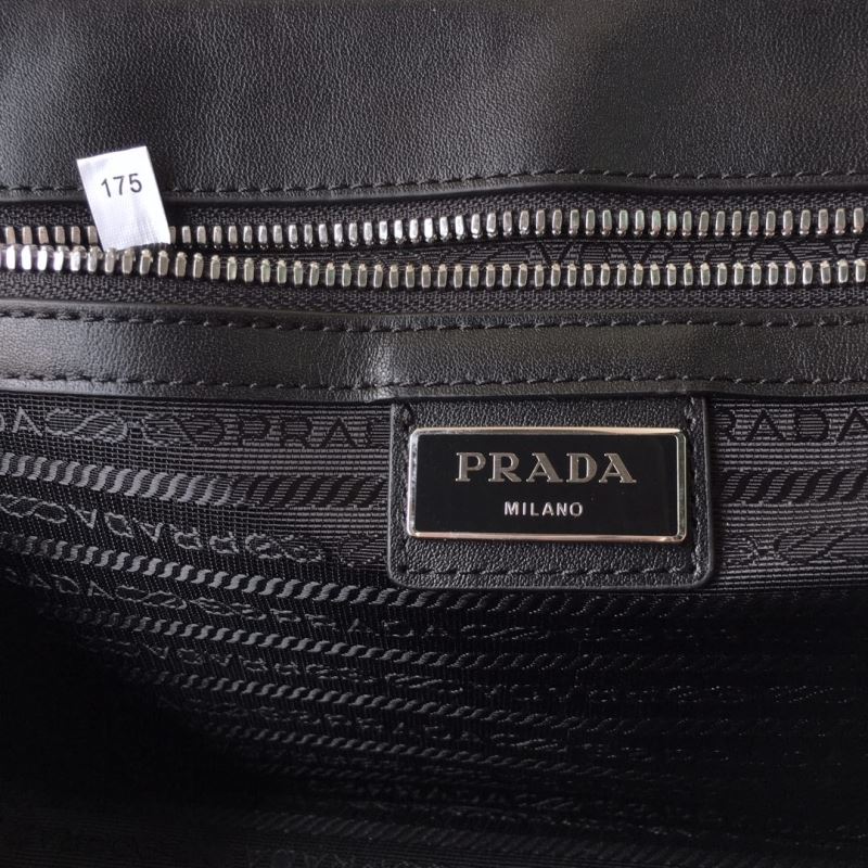 Pra*a wallets